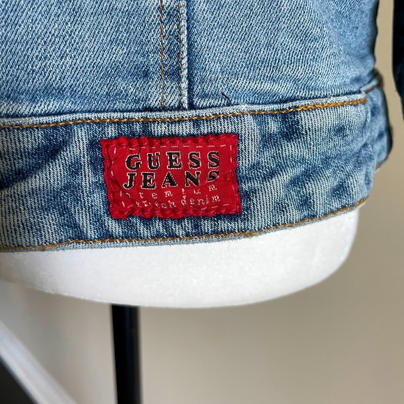 Preloved Guess jean jacket - Picture 2 of 6